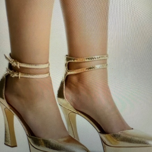 Michael Kors Martina Gold Metallic Snake Embossed Heels SZ Various Orig. $195 - Picture 3 of 16